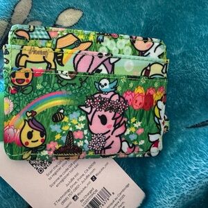 NWT meadow blooms be charged